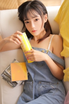 年轻的女教师